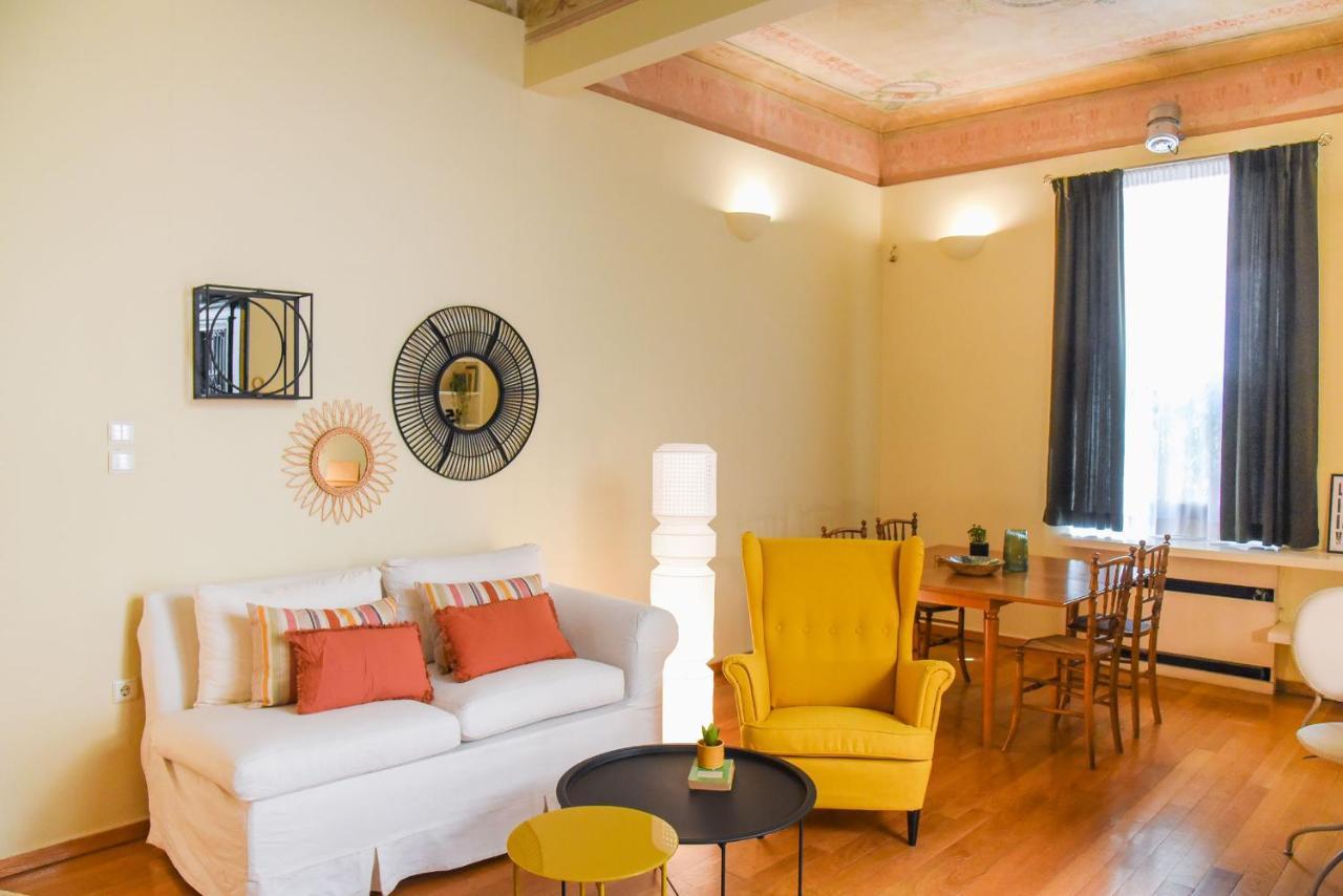 Neoclassical Apartment