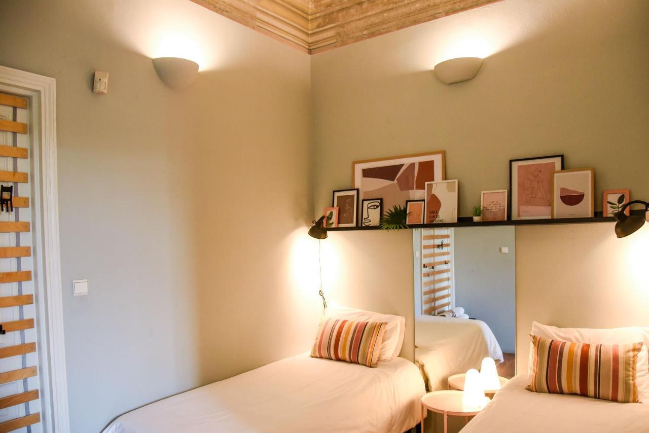 Apartment Neoclassical *