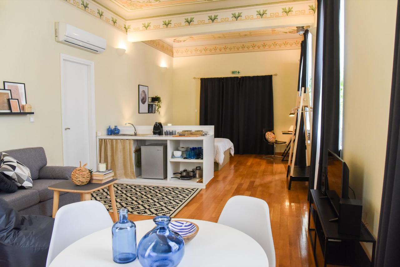 Apartment Neoclassical